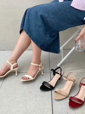 Simoncelli Sepatu Heels Tali Belakang